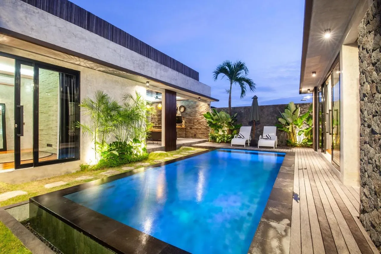 Simple And Magical . Villa Almaya スミニャック