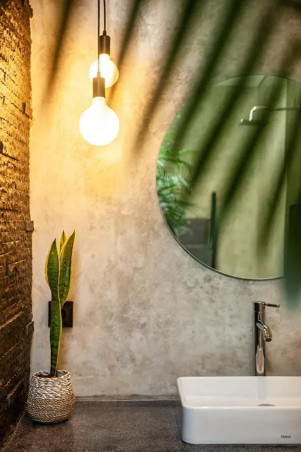 Simple And Magical . Villa Almaya スミニャック インドネシア